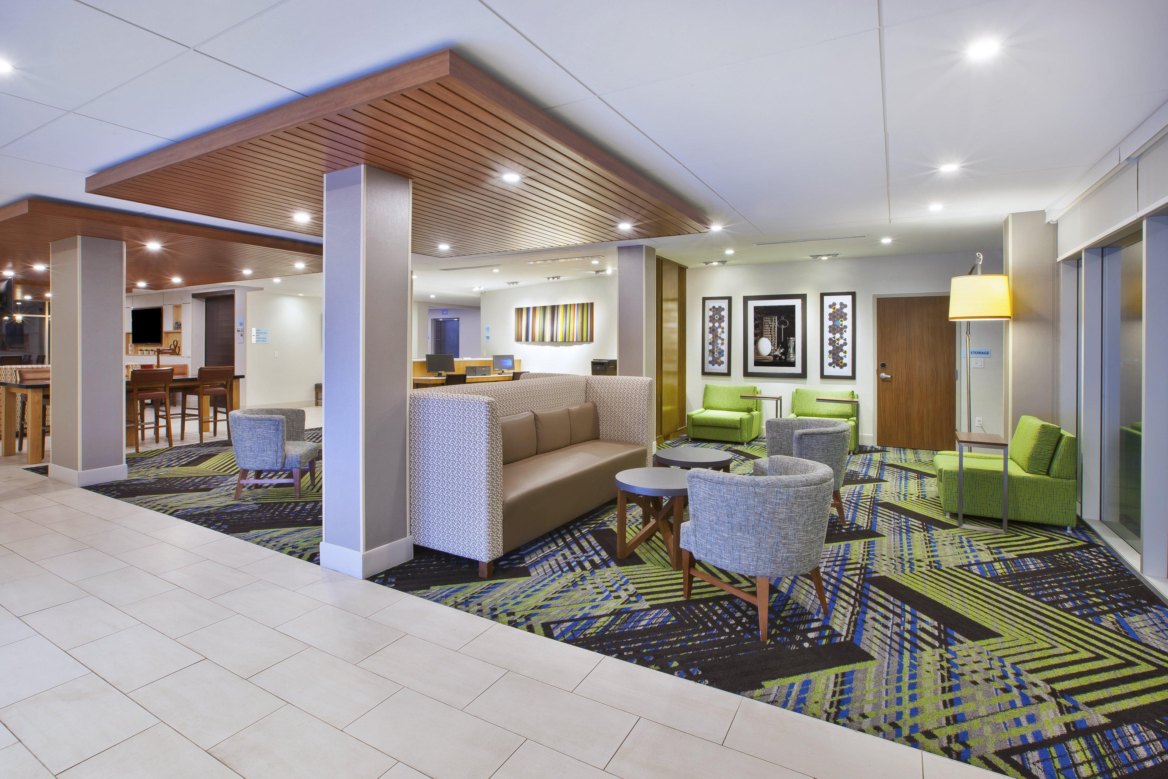 Holiday Inn Express & Suites Grand Rapids Airport North, An Ihg Hotel Kültér fotó